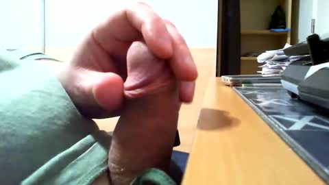 belgianfatcock online show from February 25, 7:34 am