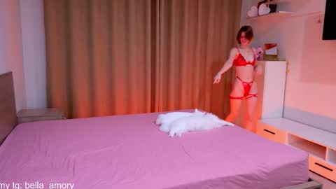 Bella online show from November 30, 9:55 pm