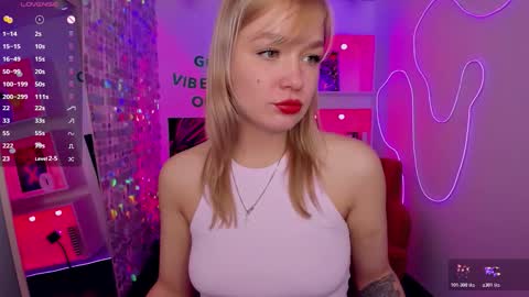 Bella online show from February 25, 9:02 am