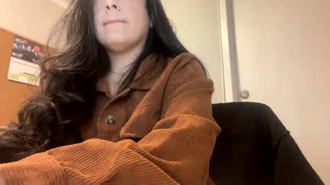 bella_dulce online show from March 7, 8:00 pm