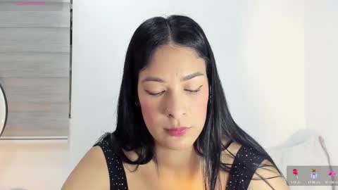 Laura online show from December 1, 3:48 am