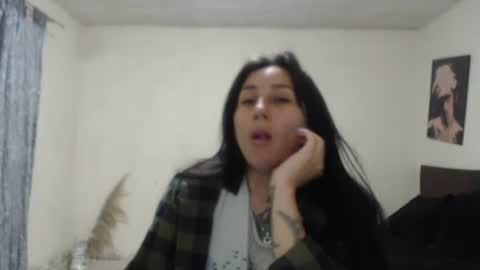 bella_luna34 online show from June 3, 3:42 am