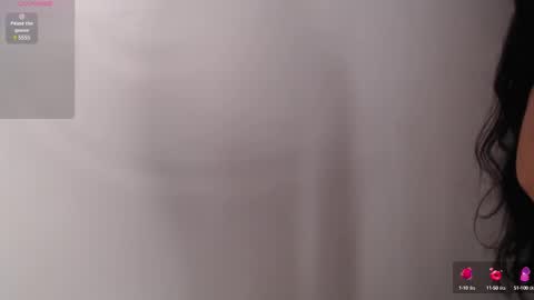 Snapshot of bella_musee chatting on February 22, 2:28 am   online show from February 22, 2:28 am