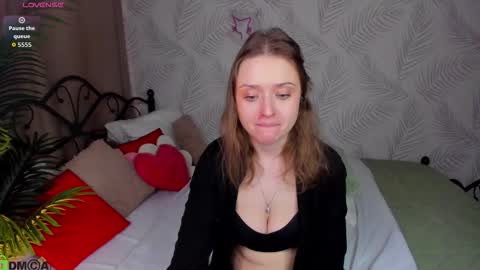 Linda Bella online show from March 16, 2:37 am