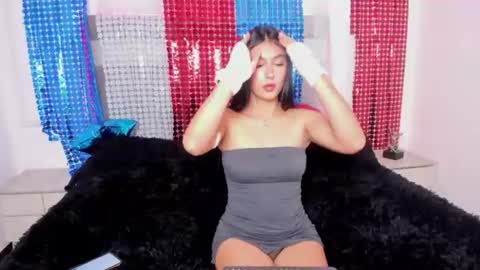Isabella online show from July 4, 8:01 pm