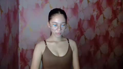 bella online show from April 23, 1:02 pm