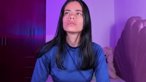 Valeria Model Independent online show from October 19, 5:01 am