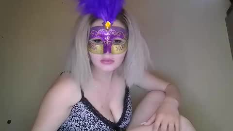 Tessy online show from May 14, 7:34 pm