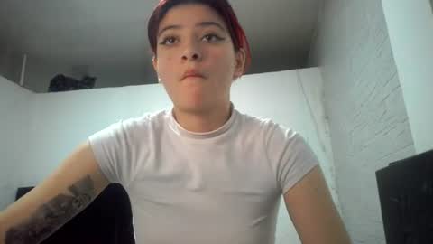 bella_thorne1999 online show from July 7, 2:46 am