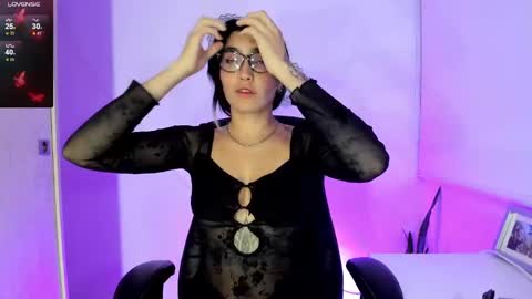 Bella online show from September 13, 1:30 am