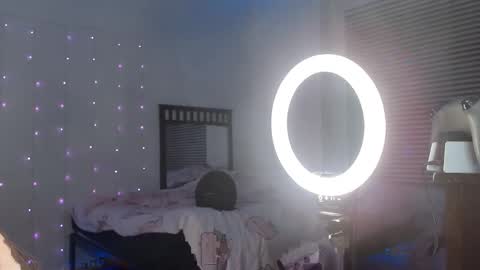 Bella Monroe online show from February 25, 6:03 am