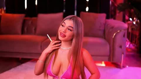 Bella online show from March 6, 6:40 pm