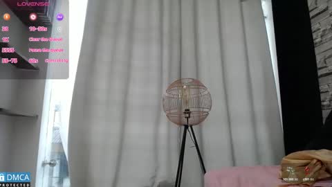   online show from March 5, 4:24 pm