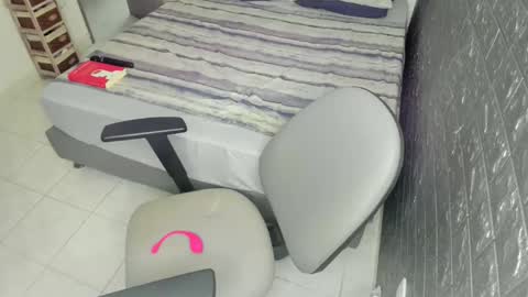 Bella  Angelycal online show from June 3, 1:58 pm