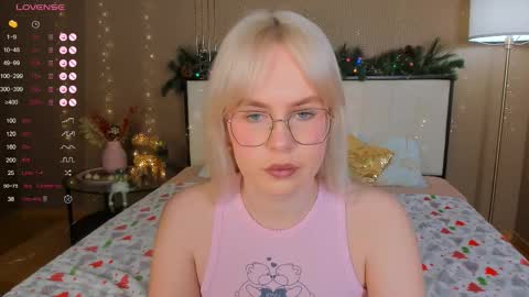 Bella online show from January 11, 1:33 am