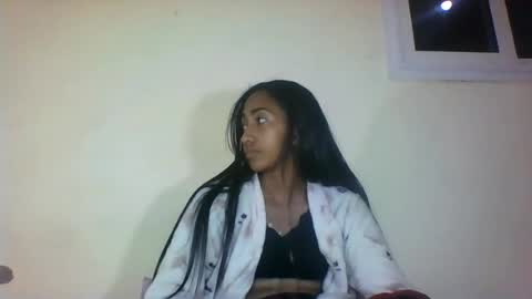 belle_annah online show from July 31, 7:04 pm