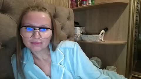 Amelia online show from November 1, 7:35 pm