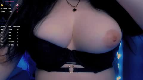 Hello I am kind friendly and cute girl online show from May 24, 6:47 pm