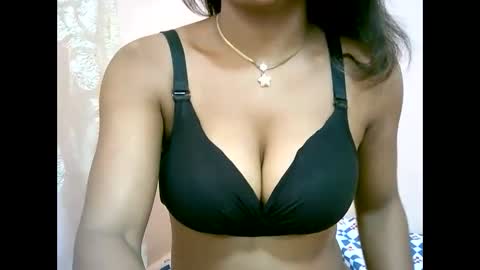bellibellah online show from May 23, 1:07 pm