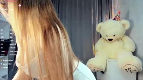 Bella online show from March 1, 6:34 pm