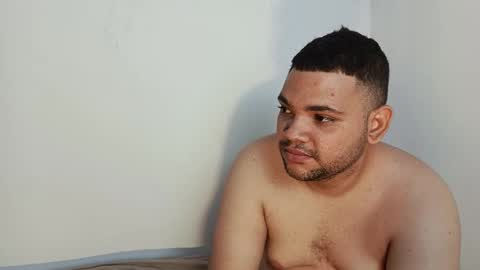 Your New Girlfriend online show from March 23, 11:32 pm