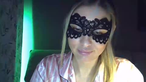 Demi Moore online show from January 29, 11:14 pm