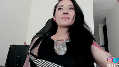 Snapshot of belyswitch chatting on January 23, 8:13 pm Bely   Bbasrt1 -  hot online show from January 23, 8:13 pm