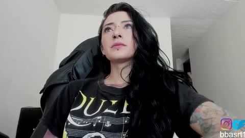 Snapshot of belyswitch chatting on February 16, 8:22 pm Bely   Bbasrt1 -  hot online show from February 16, 8:22 pm