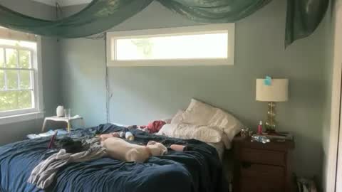 bendlikebecks online show from April 8, 1:47 pm