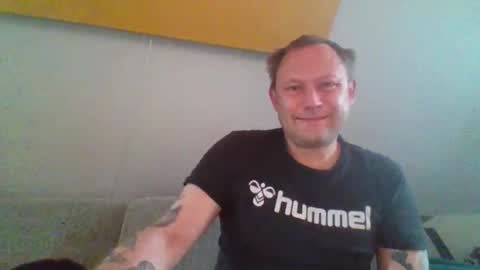 benizio online show from March 31, 8:59 am