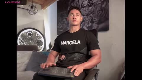 benjamincooperk online show from September 20, 9:23 am