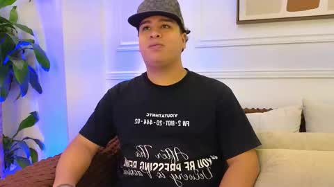 bennett_alejoo online show from March 27, 6:53 pm