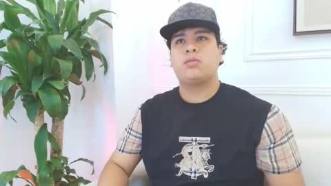 bennett_alejoo online show from December 22, 6:36 pm