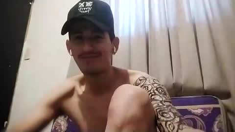 bennivanni online show from March 4, 11:43 pm