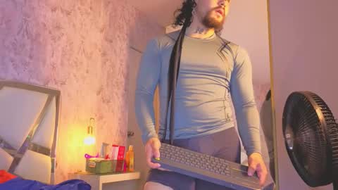 Benny and Mark online show from March 26, 5:02 am