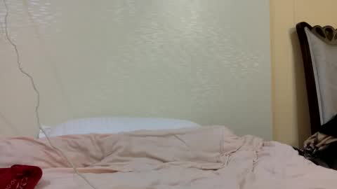 tixxie  online show from February 22, 5:12 am