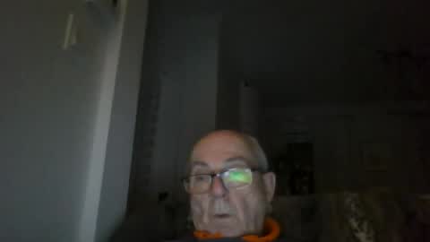 bernard1102 online show from February 13, 1:42 am