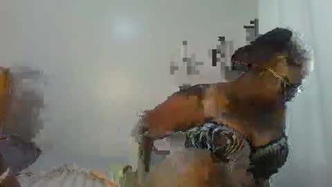 berries_lee online show from March 12, 8:30 am