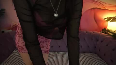 Violette online show from November 17, 9:39 pm