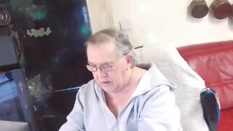 jean online show from March 3, 1:56 pm