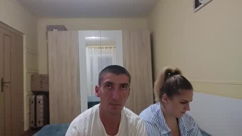 Snapshot of best_couple_for_u chatting on September 16, 4:54 pm Alex and Victoria online show from September 16, 4:54 pm
