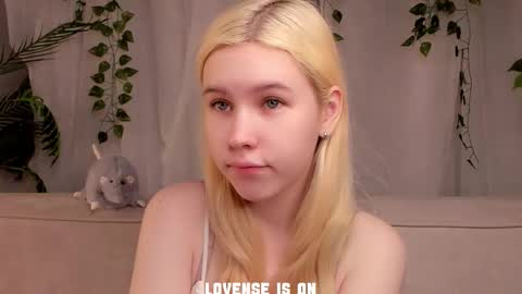 Eliz online show from November 13, 1:08 am