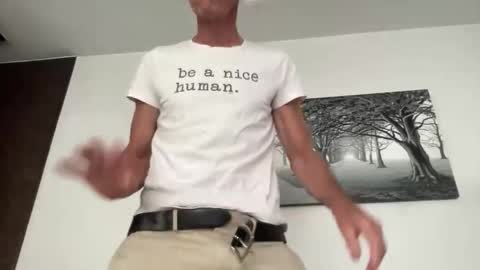 bgrade online show from December 19, 8:15 pm