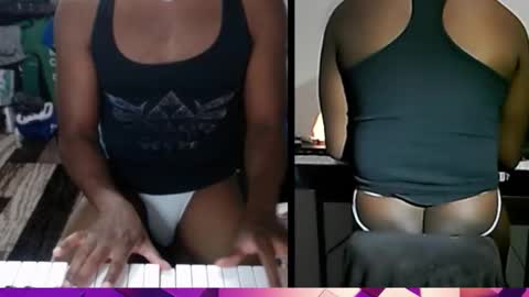 BicepsandFrot online show from November 2, 6:57 am