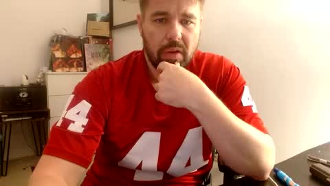 Snapshot of biff_beaverhausen chatting on September 14, 12:35 am Biff Beaverhousen online show from September 14, 12:35 am