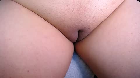 Snapshot of big_pussy18 chatting on September 10, 5:36 pm candy online show from September 10, 5:36 pm