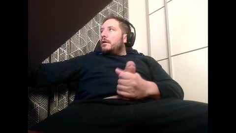 bigbroly88 online show from December 6, 7:37 am