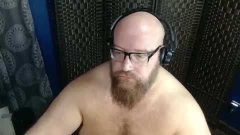 BigBear4Cuddles online show from February 8, 2:26 am