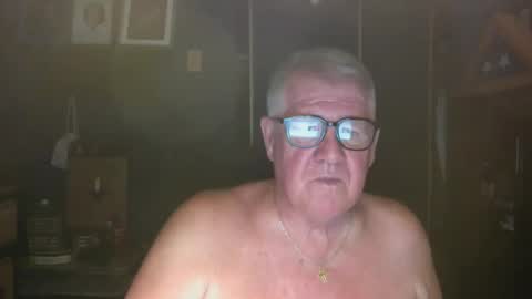 bigbeerdrinker online show from April 24, 3:52 am