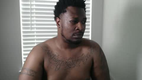 bigblack004 online show from December 19, 8:13 pm